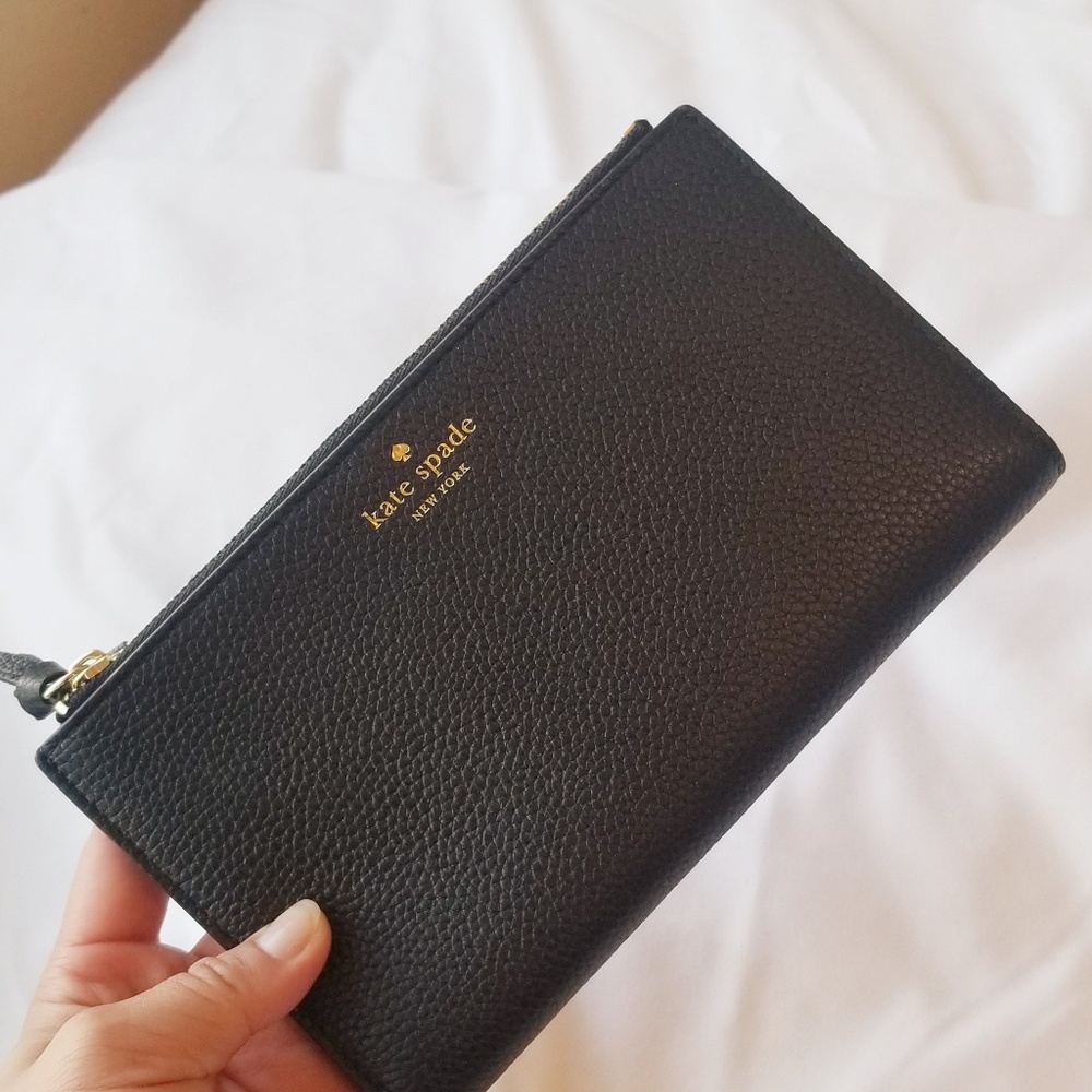 Kate spade clutch/wallet.